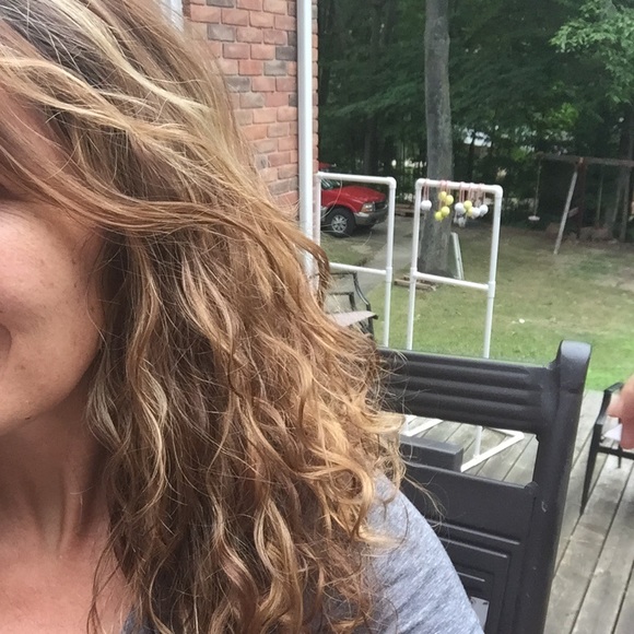 Meet your Posher, Alisa - Picture 2 of 8